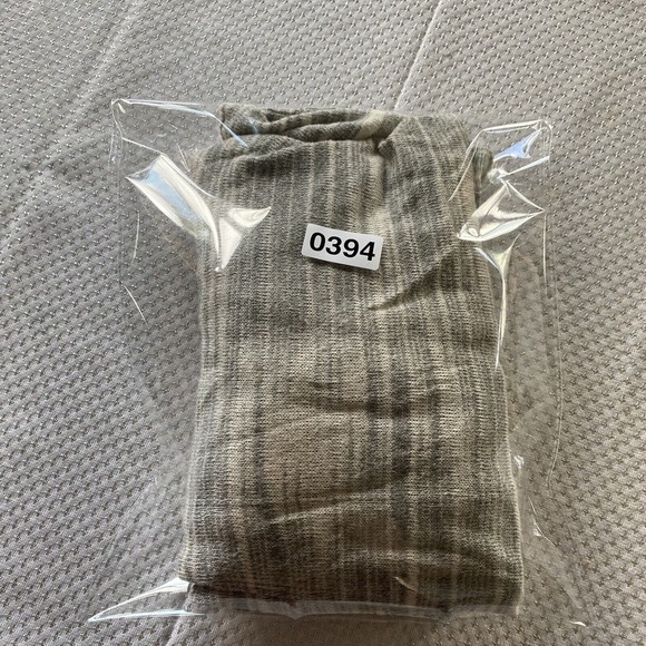 MOTH Anthropologie  Sweater Gray Marled Sheer Pullover Lightweight size large - Picture 9 of 9